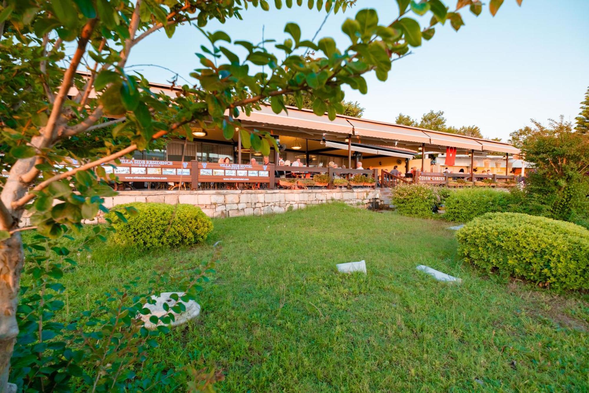 Ozlem Garden Hotel Side Exterior foto