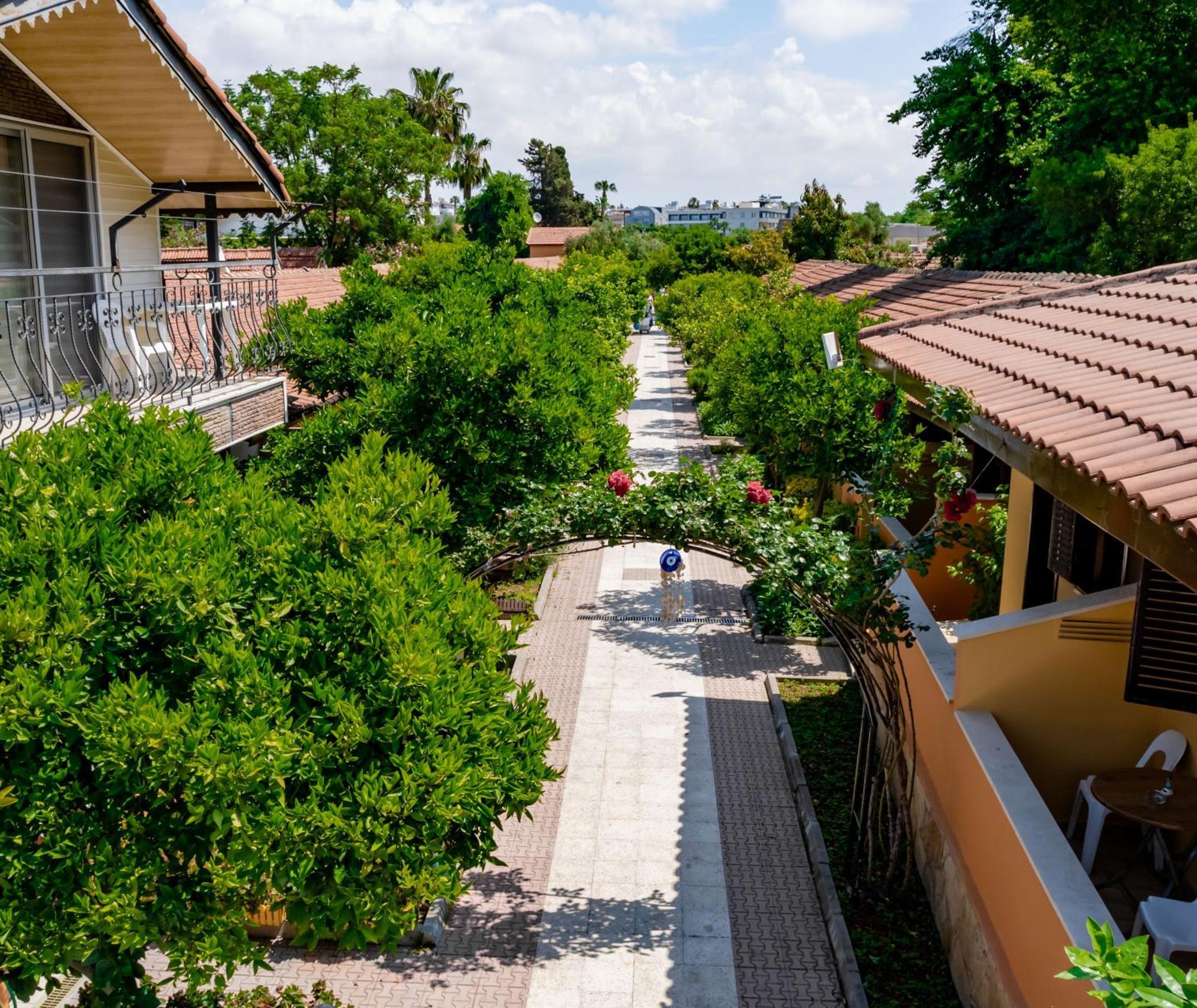 Ozlem Garden Hotel Side Exterior foto