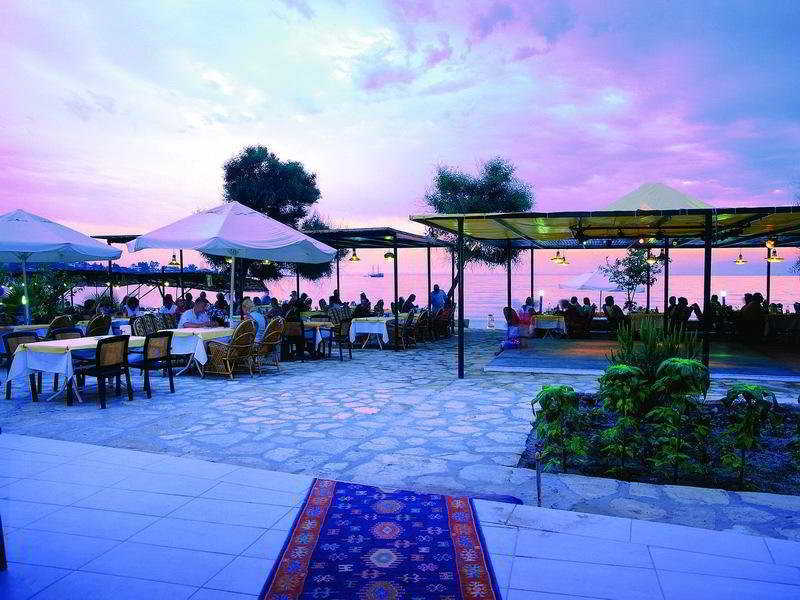 Ozlem Garden Hotel Side Exterior foto