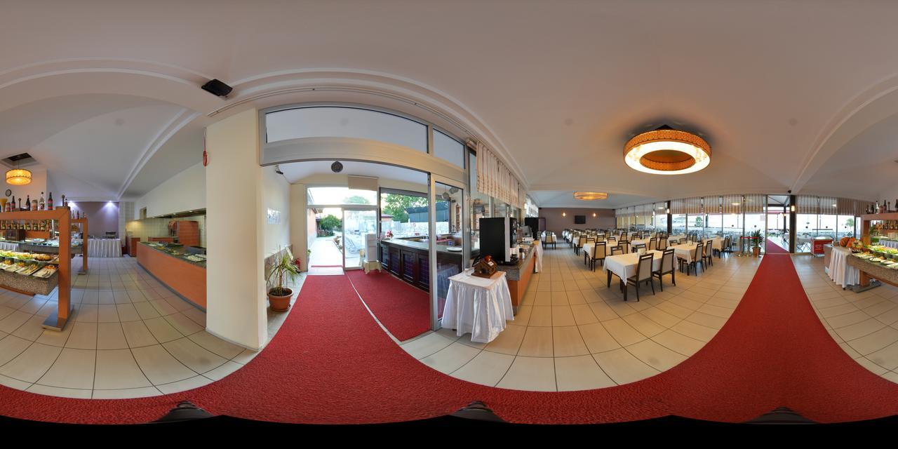 Ozlem Garden Hotel Side Exterior foto